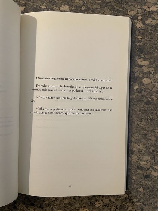 Livro Pensamentos de Paulo Coelho