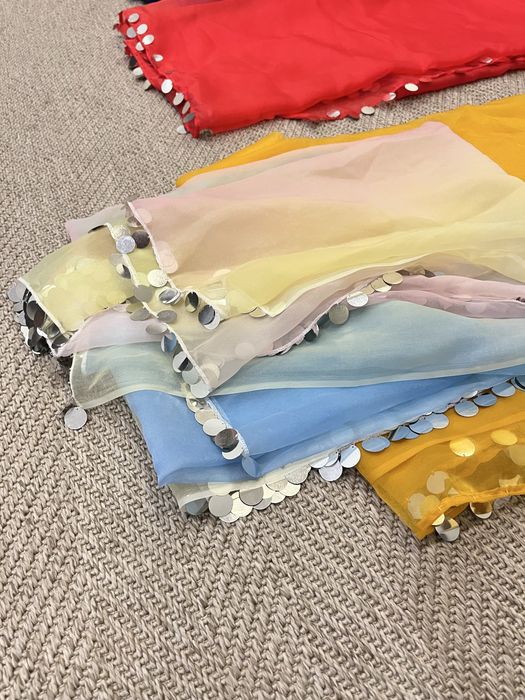 Véu de varias cores