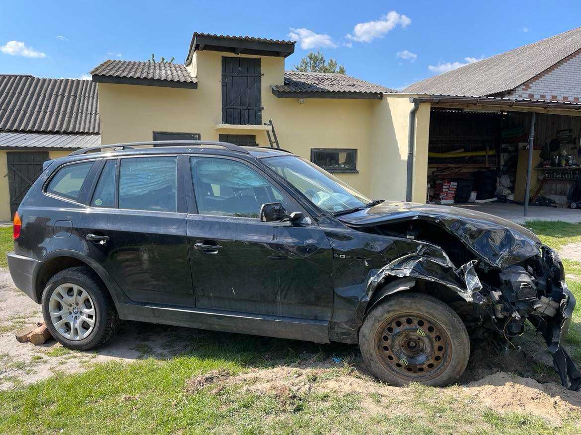 BMW X3 uszkodzony