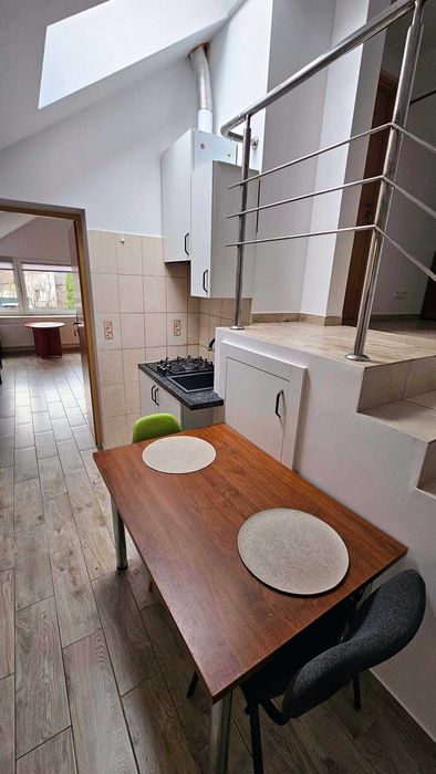 Dom - 64 m - 2 pokoje - kwatera dla 8 os.  - Ursus Gołabki