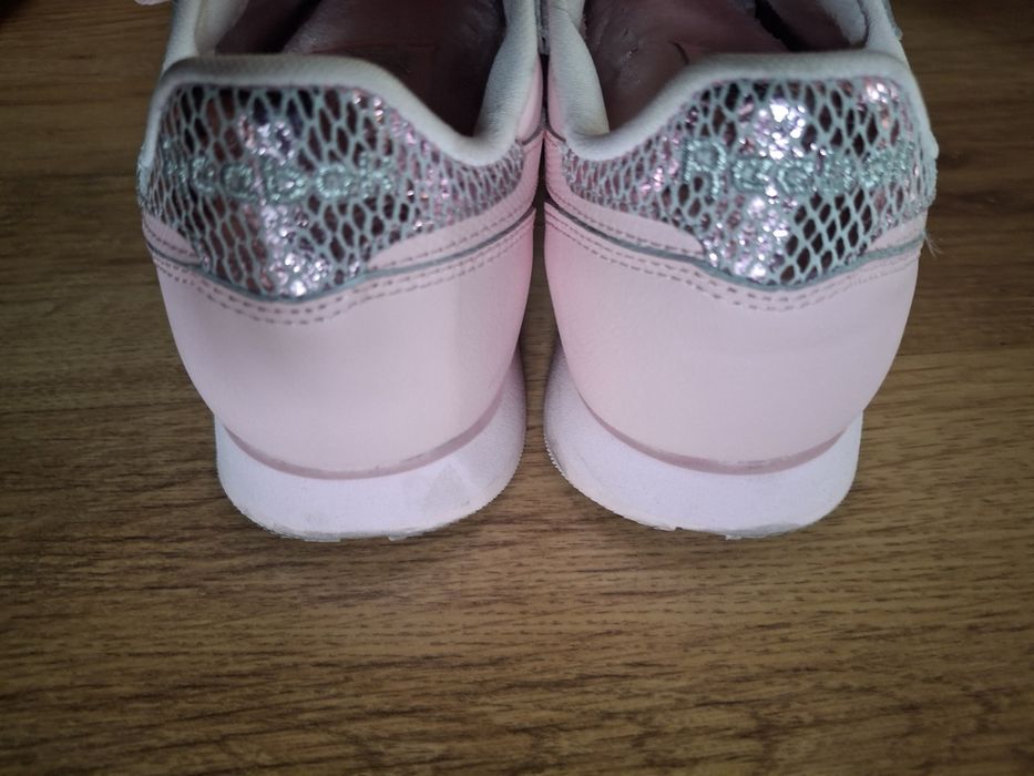 Buty damskie Reebok Classic BD5898 r. 36.5