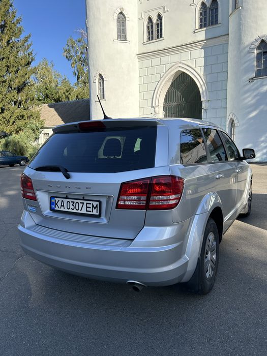 Dodge Journey 2011року 2,4 бензин