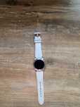 Na części Galaxy watch 4 classic uszkodzony wyświetlacz