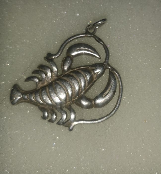 Duża srebrna zawieszka znak zodiaku Rak - 4,6 g.