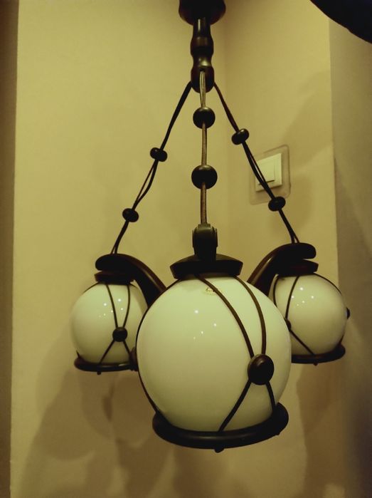 Żyrandol lampa wisząca z drewnem