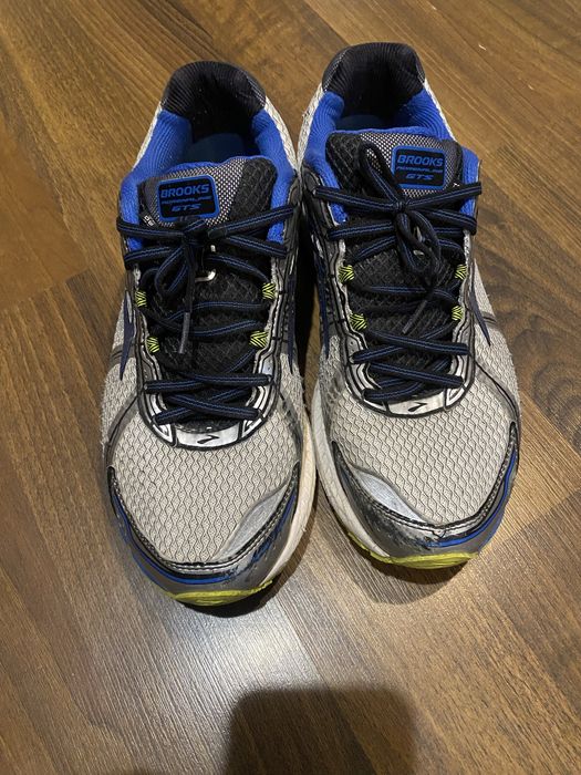 Кросівки brooks 45,5