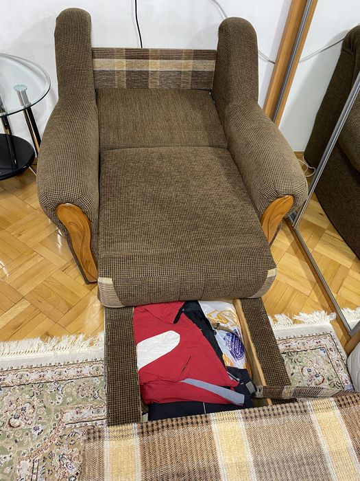 М‘яка частина/ диван розкладний + 2 розкладні крісла