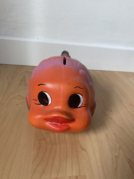 Figurka gliniana , skarbonka