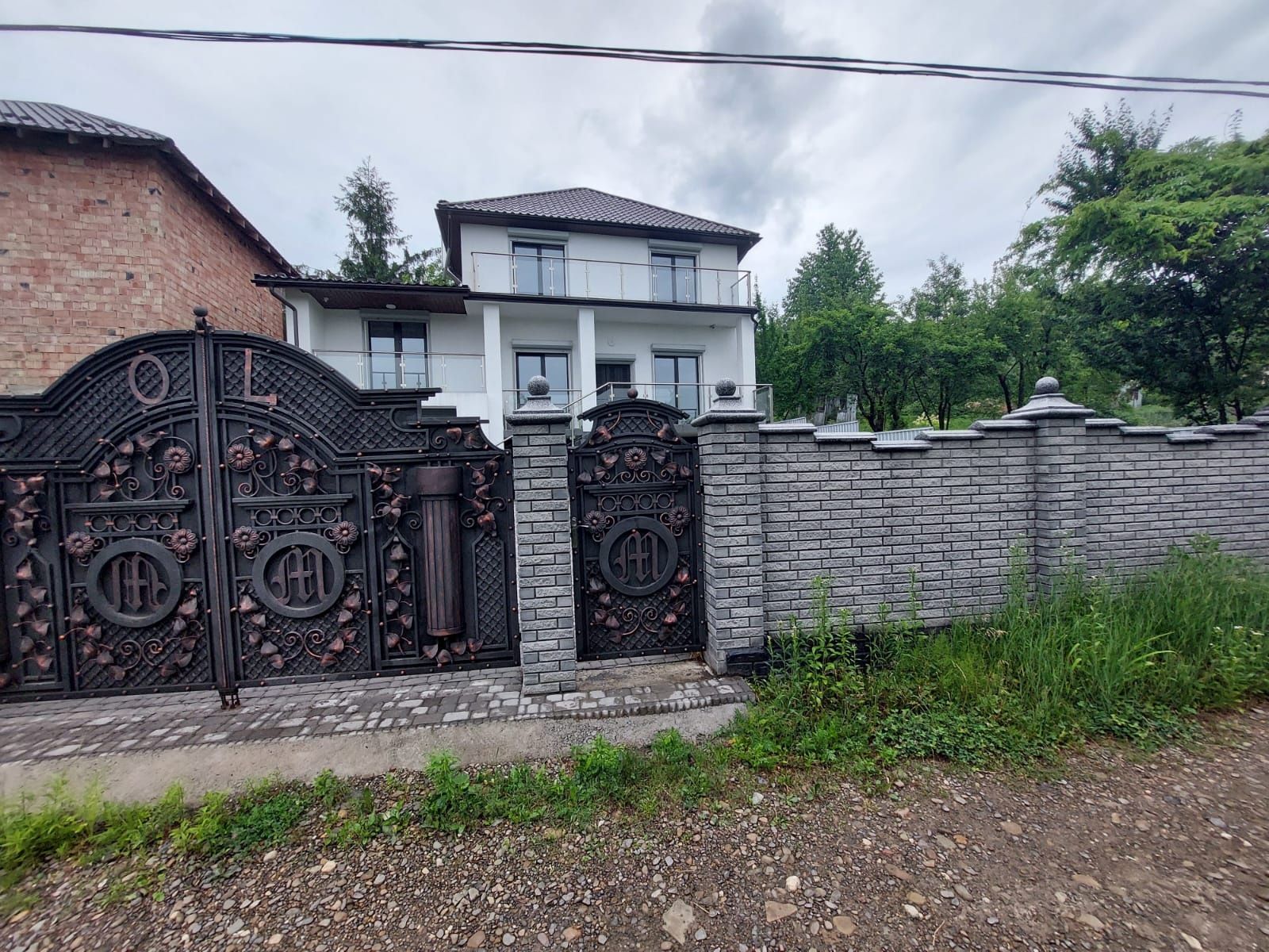 Продаж будинку Чернівці