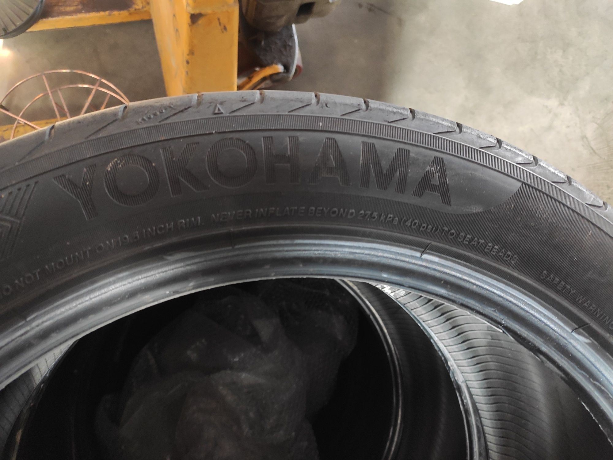 Yokohama advan sport v105 255/45 r 19