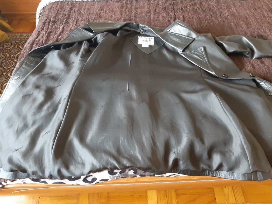 Casaco de Couro Preto