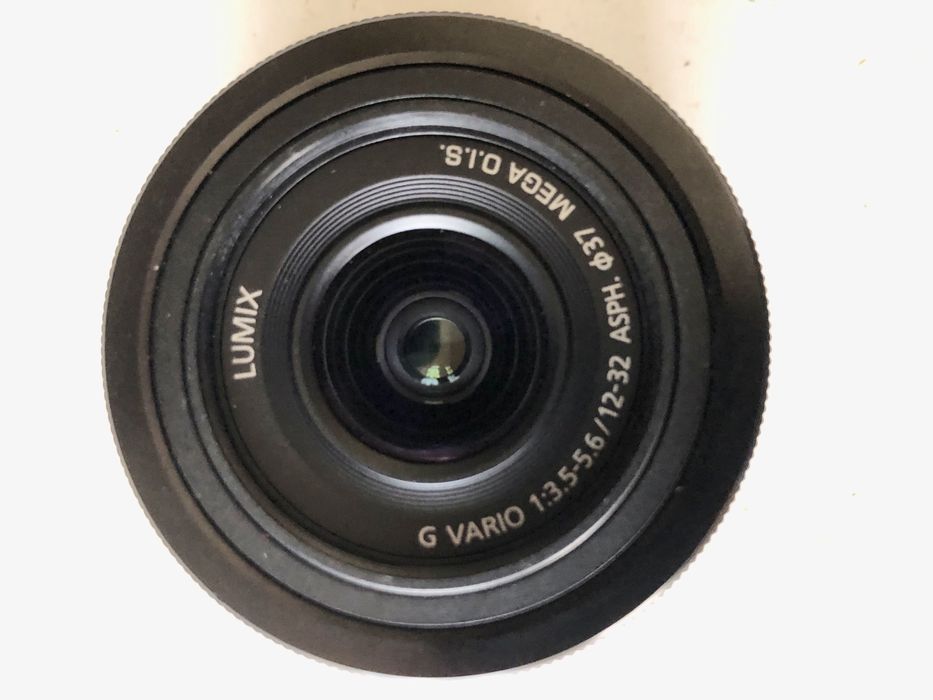 Panasonic Lumix 12-32mm f/3.5-5.6mm