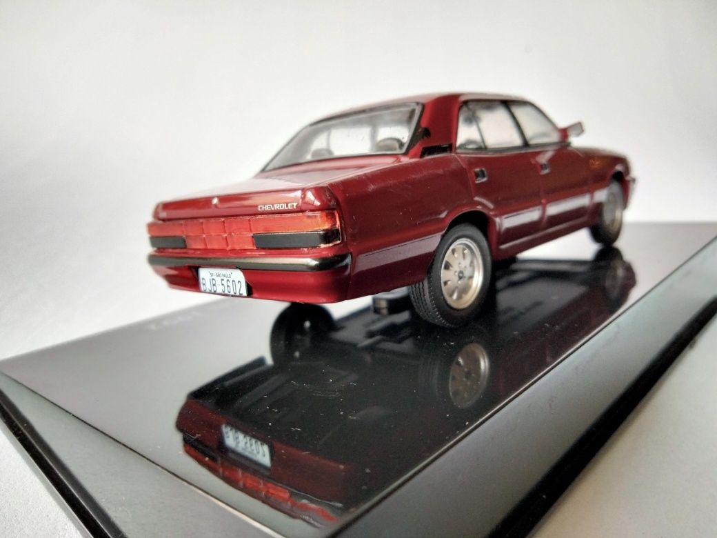 1/43 Chevrolet Opala Diplomata Collectors 4.1 S (1992)