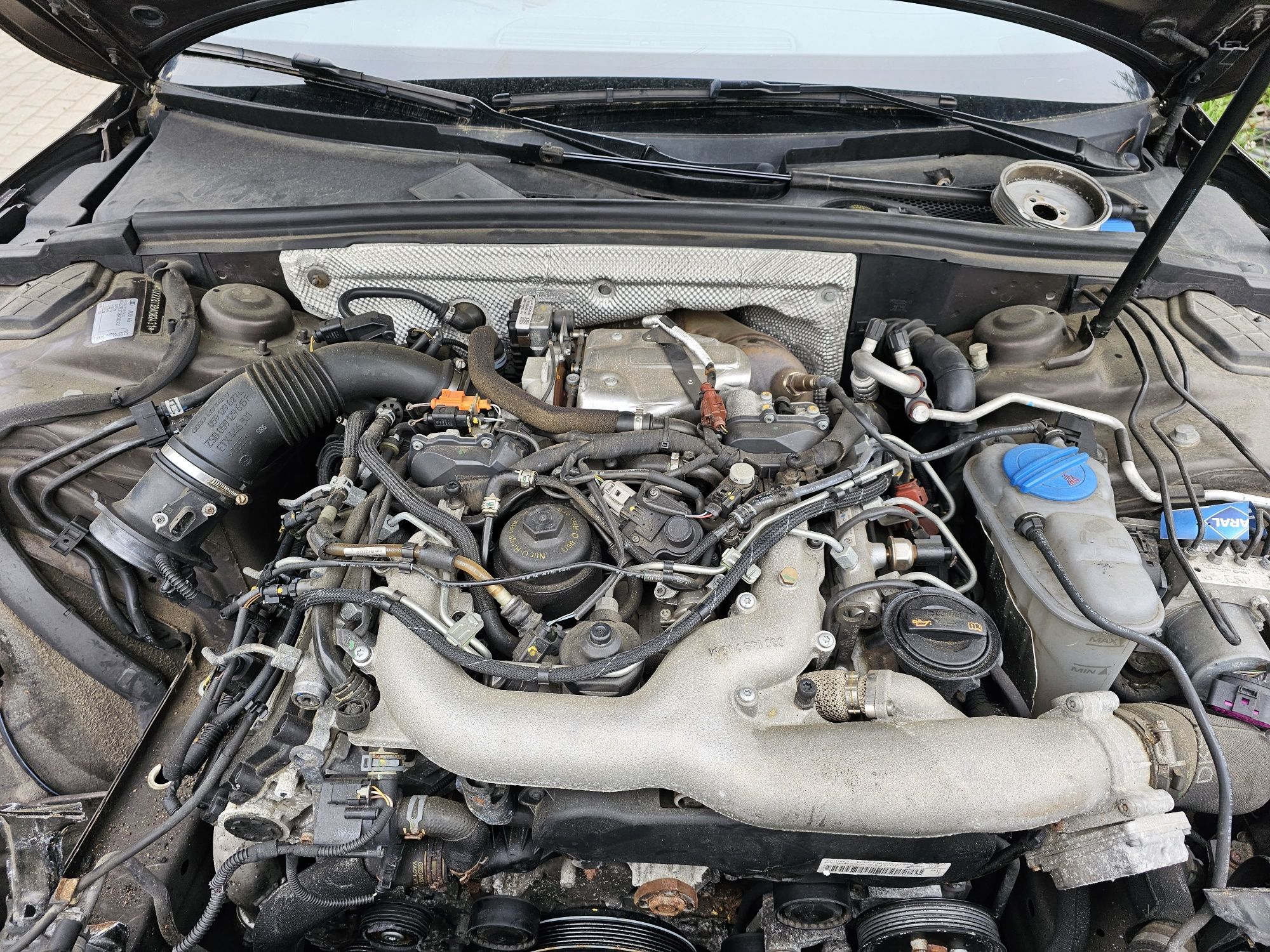 Turbosprężarkę 2.7 tdi can