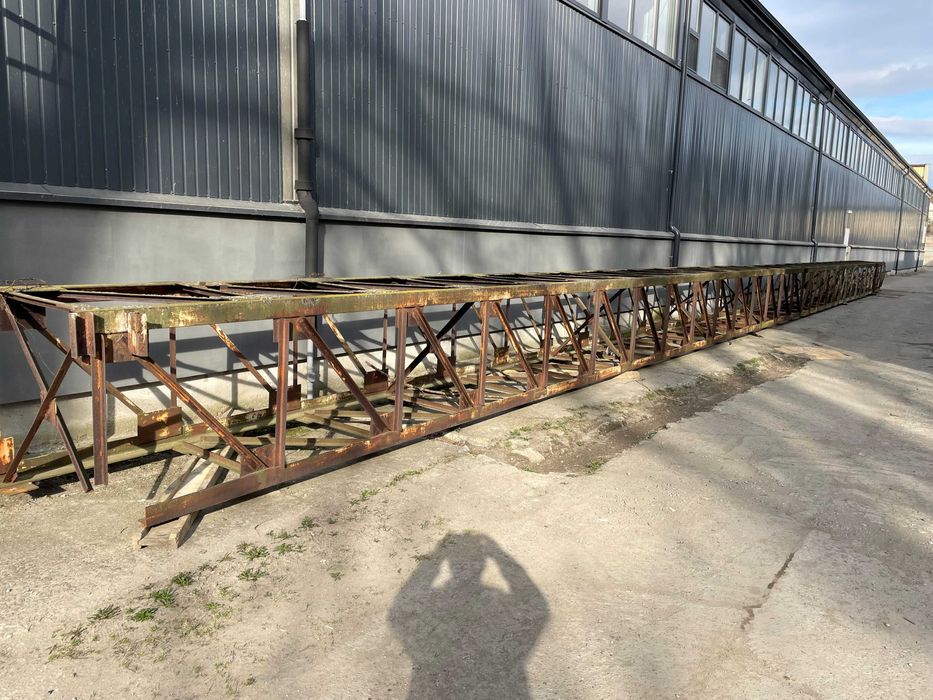 Kratownica Stalowa -  konstrukcja stalowa z demontażu   długości 30 M