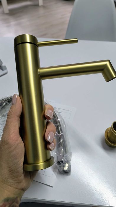 Bateria FOSS złota mat umywalkowa niska naumywalkowa Rea nowa