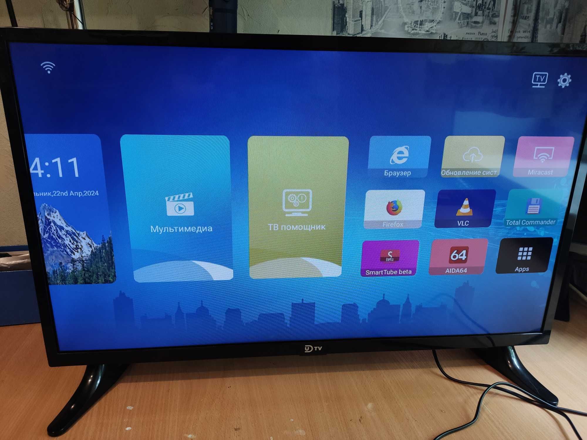 LED телевизор UDTv 32WE850 Smart TV