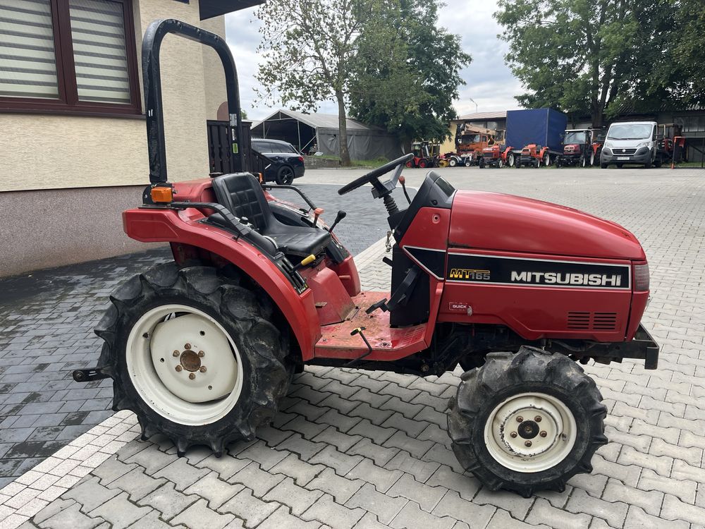 Traktorek mitsubishi mt 16 km 4x4 ladny stan 3 cylindry rewers