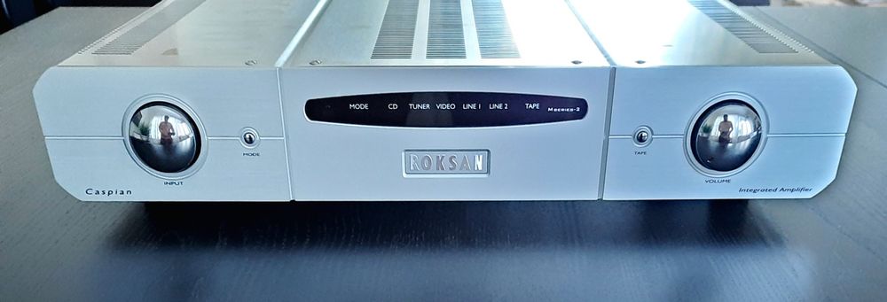 Wzmacniacz Roksan Caspian M2 komplet .