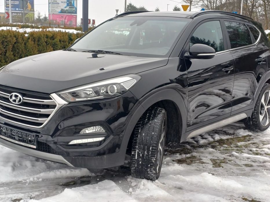 Hyundai Tucson Grzane, szklane, niski przebieg
