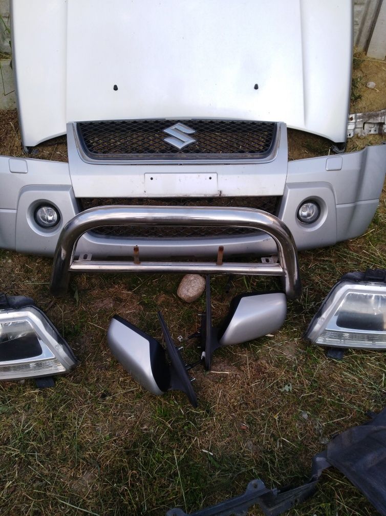 Maska zderzak błotniki pas lampy Suzuki Grand Vitara II xenon kompletn