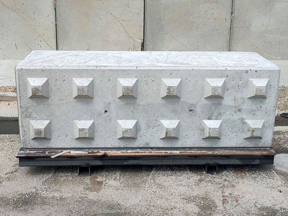 Bloki betonowe 180x60x60 big blok mur oporowy boksy zasieki mury opor