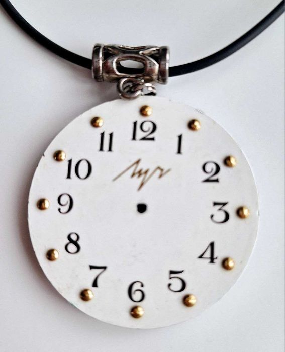 Кулон / підвіска з частин годинників "Котики на даху". Подарунки