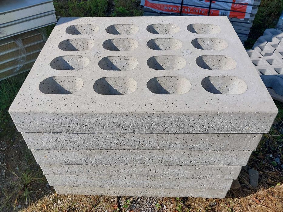 Yomb , płyta betonowa yomb podwójnie i pojedynczo zbrojone,  ażury