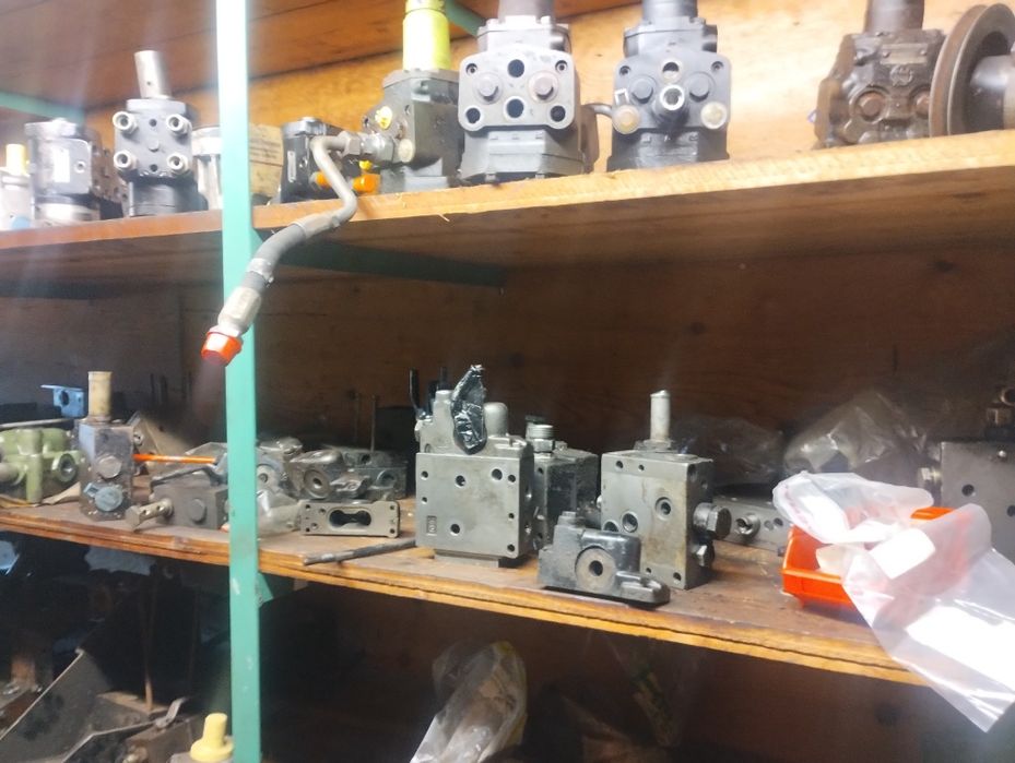 Części do Mb trac od 700 do 1800