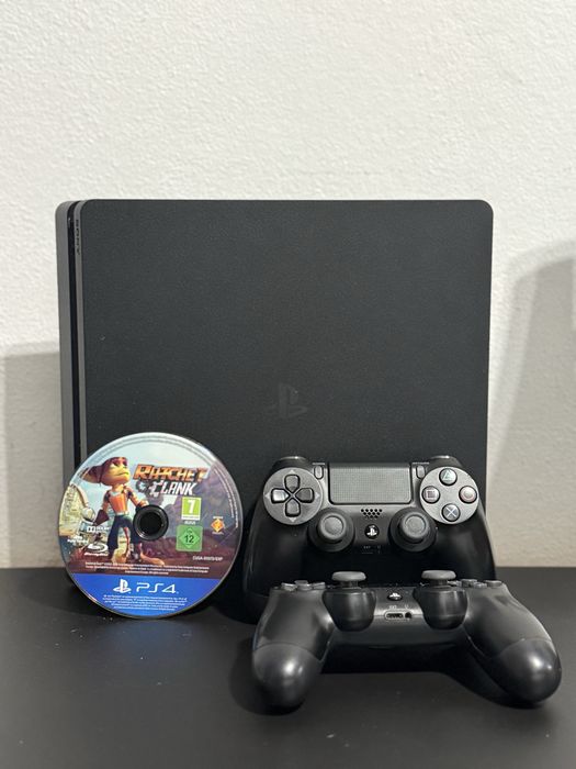 PS4 Slim 2 comandos + 1 Jogo (ler descrição)