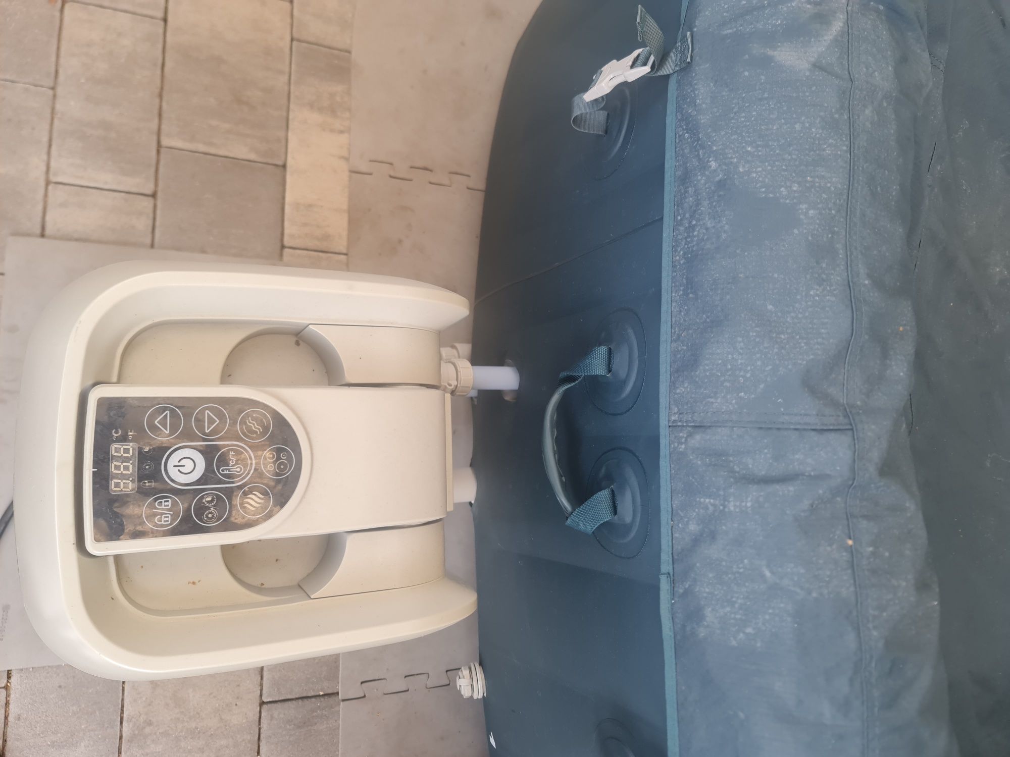 Jacuzzi lay-z-spa