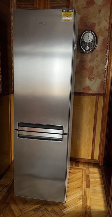 Холодильник Whirtpool як новий