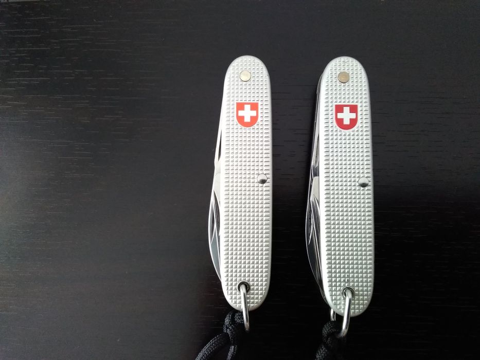 Wenger Swiss Army 70 Delemont Soldat DWIE SZTUKI Szwajcarski Scyzoryk