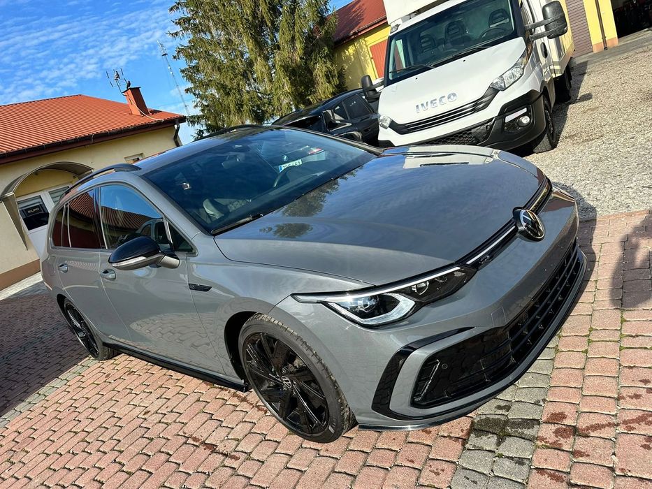 Volkswagen Golf 1.5 eTSI R-Line Kubełki Szwajcar DSG