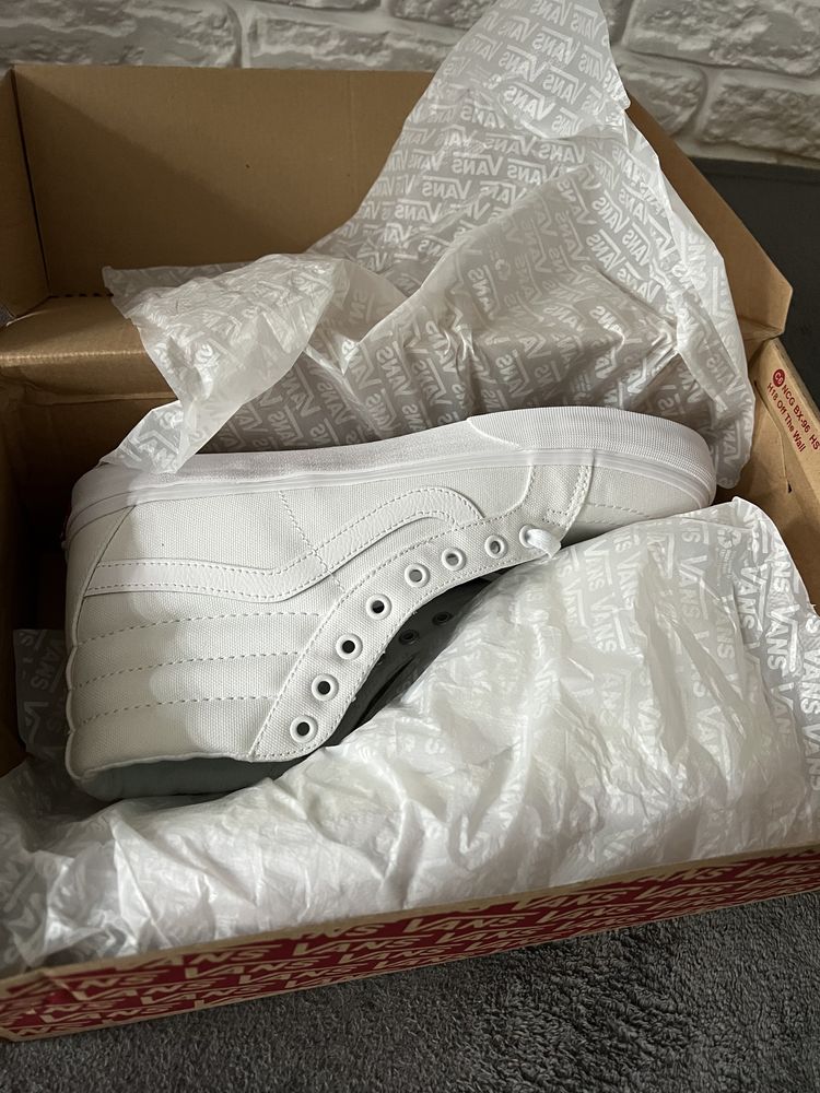 Białe Vans Sk8 Hi Reissue Made For The Makers 2.0