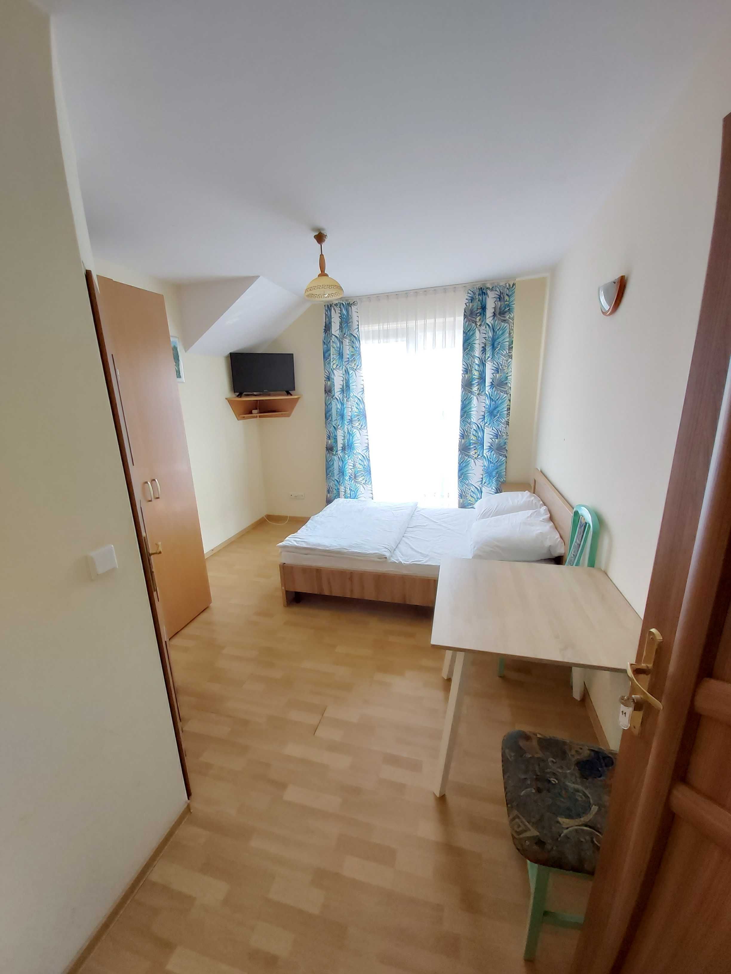 Pokoje 200 metrów od morza w Karwi