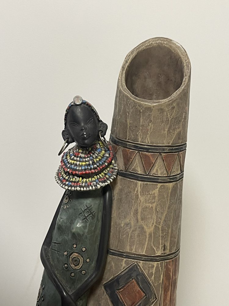 Африканська деревʼяна ваза жінка з дитиною
