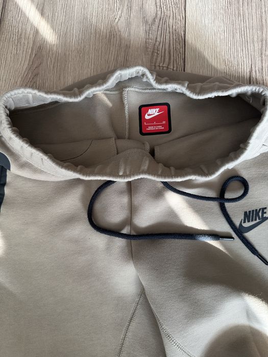 Spodnie dresowe Nike tech fleece S