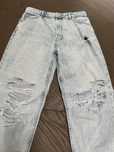 42 Bershka spodnie jeansy wysoki stan przetarcia Super