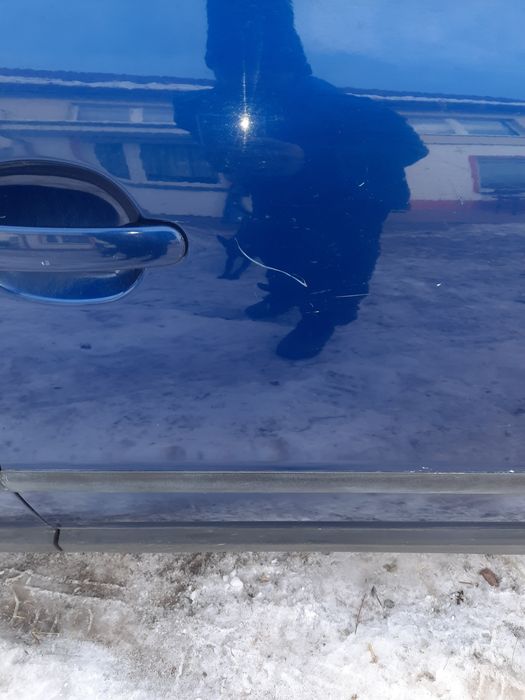 Volkswagen Passat b5 fl drzwi przód prawe lc5x