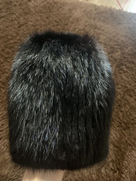 Продам норкову шапку! Нова!