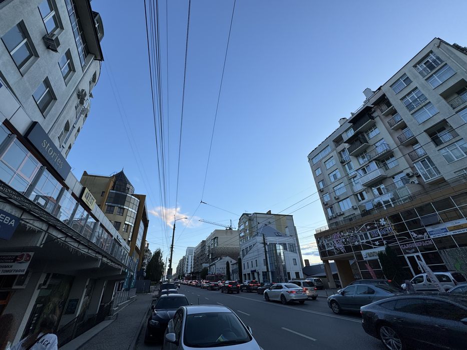 Здається приміщення  в центрі місті  в новобудові