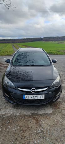 Продам авто Opel Astra j 2013