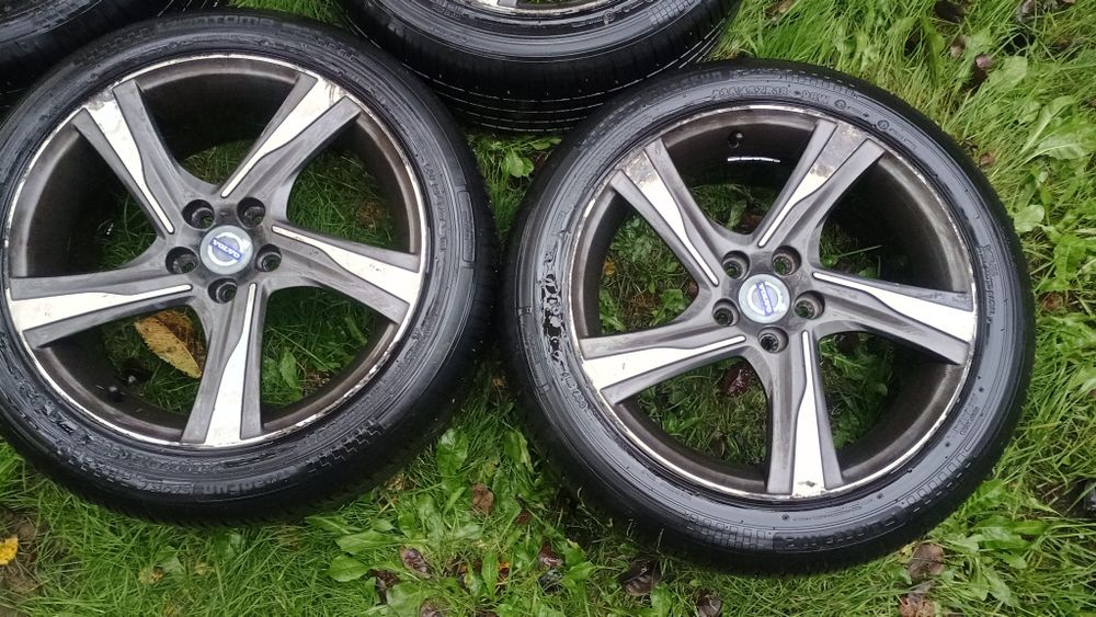 Диски R-design Volvo R18 з резиною RoadFun (Bridgestone) 235/45