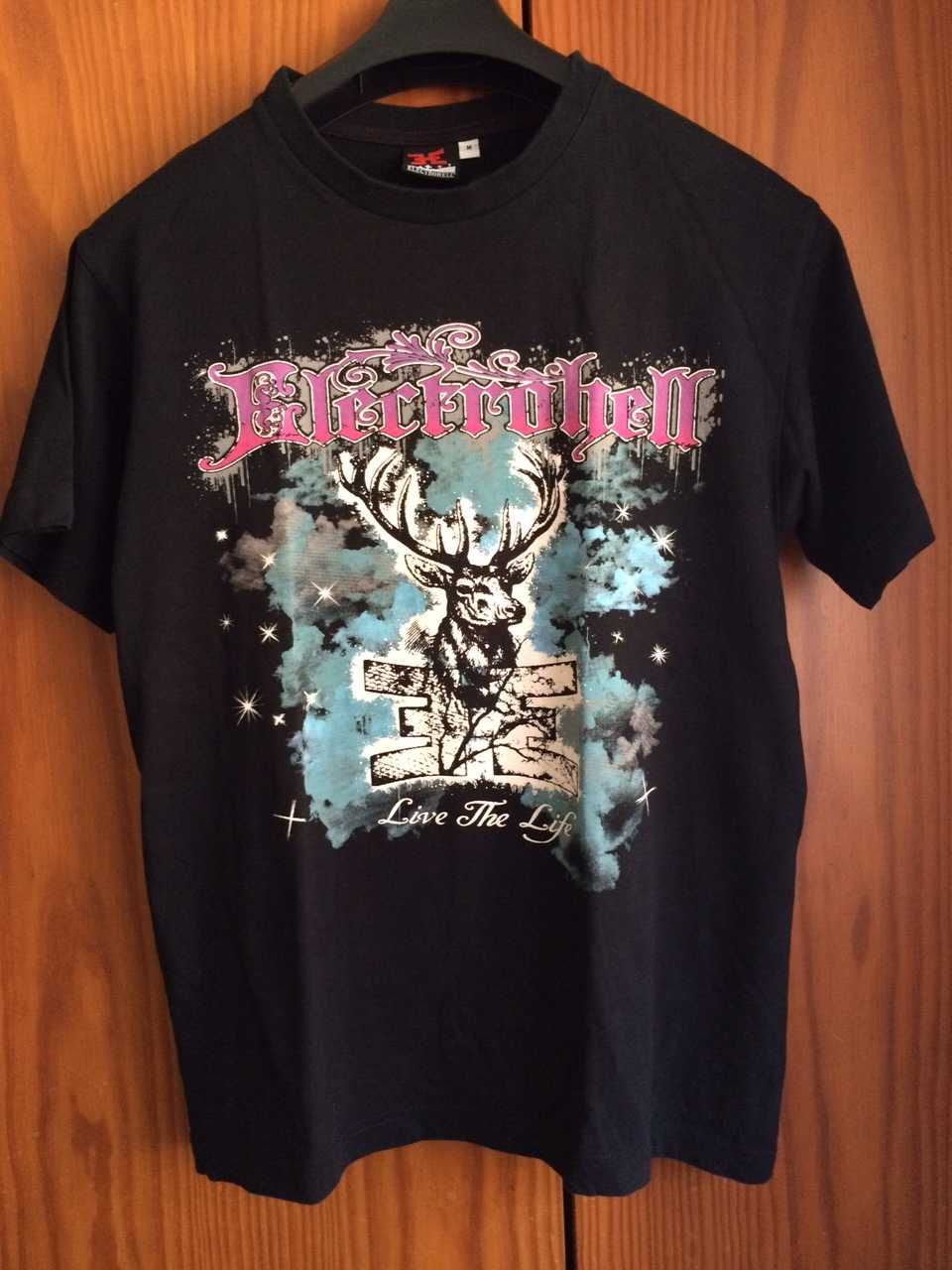 T-shirts para homem - artistas bandas editoras etc