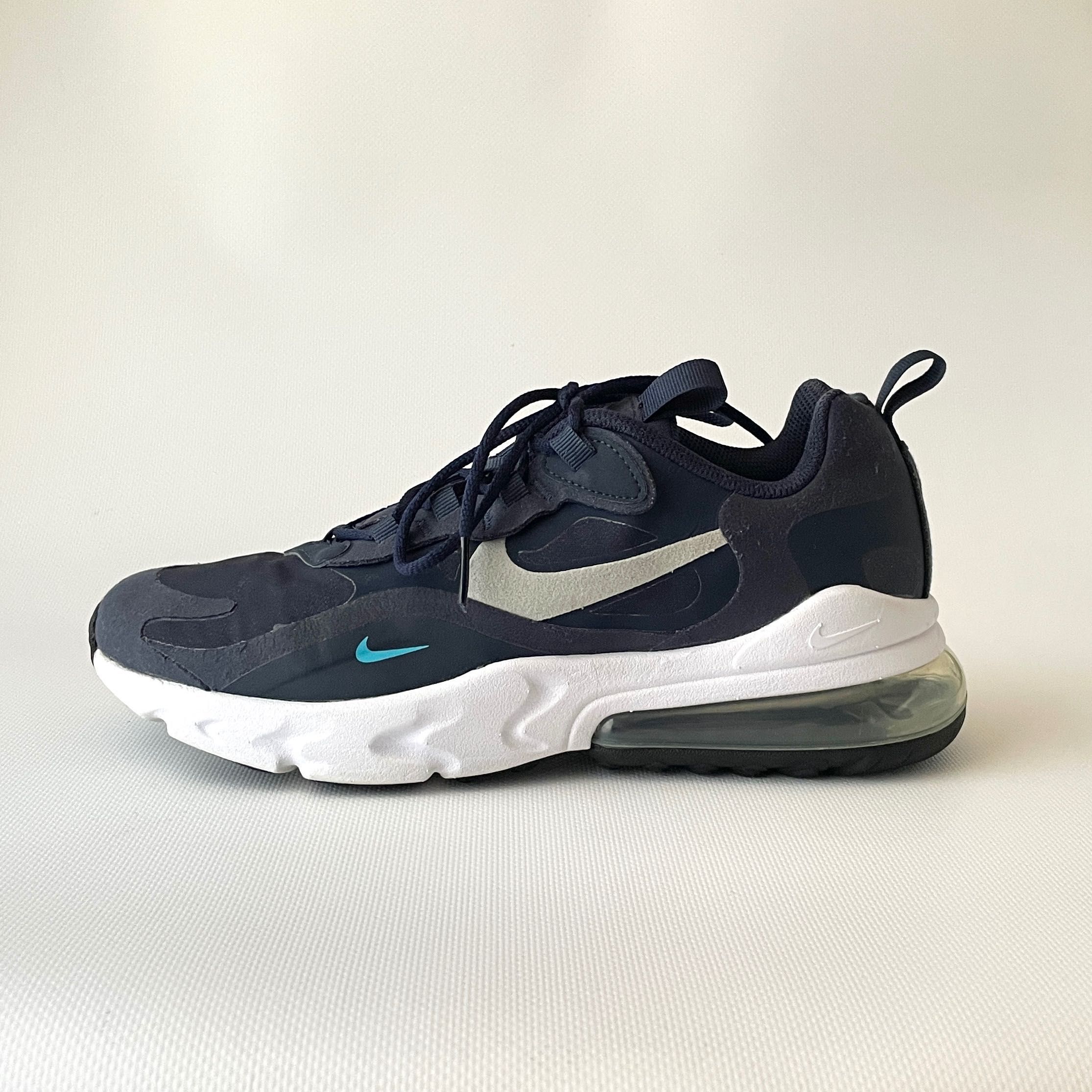 Кросівки Nike Air 270 React. CV9609-400