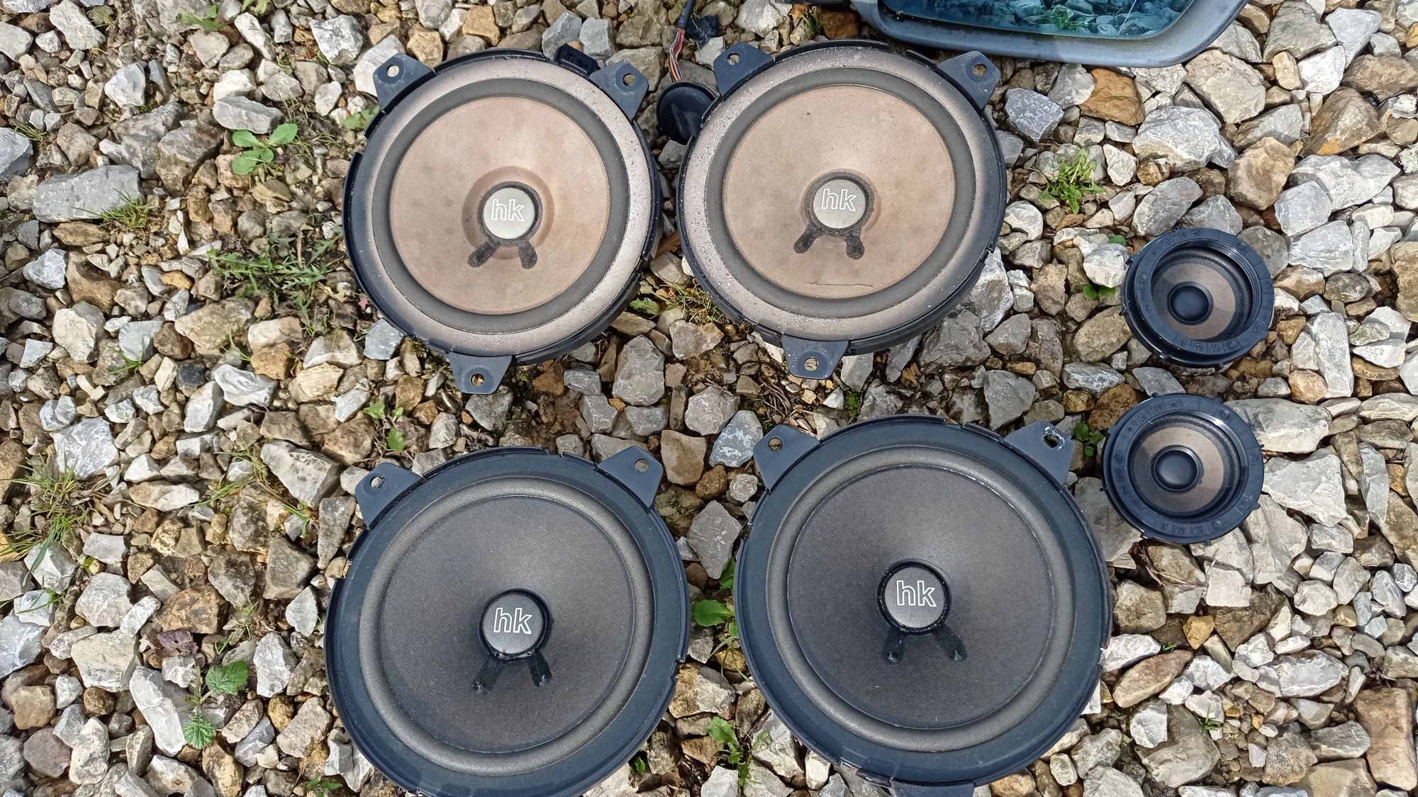 Harman Kardon głośnik w drzwi w półkę tylna