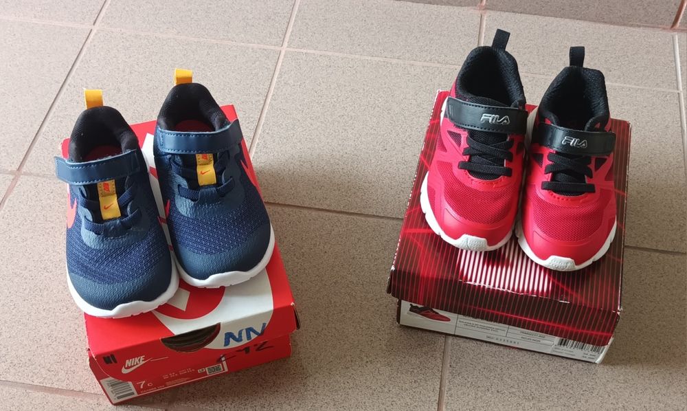 Oportunidade: Lote tenis novos n 23,5 e 24