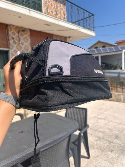 Bolsa de deposito de encaixe original yamaha mt07