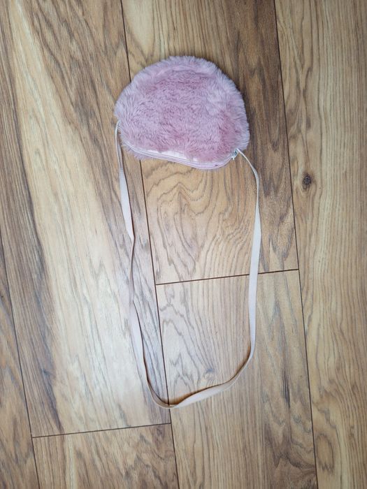 Torebka futrzana serce dziewczęca nowe bez metki